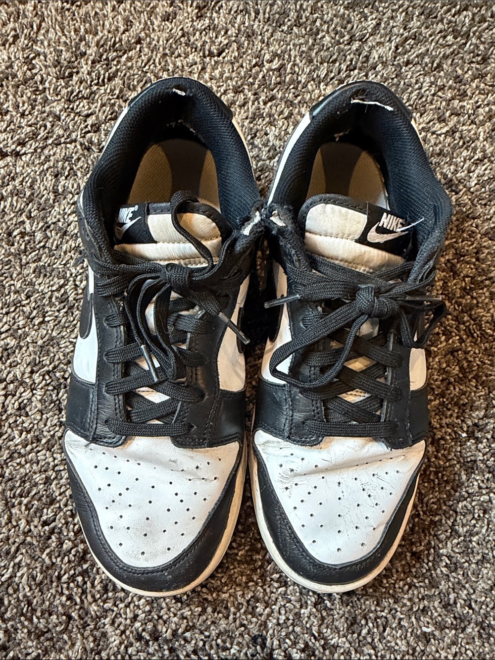 Nike Black and White Low-Top dunk Sneakers- Pandas size 10